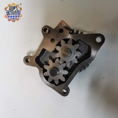4HK1 EX330C Parti del motore dell'escavatore 1-13100313-1 8943904143 Pompa dell'olio del motore Isuzu