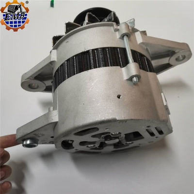 600-821-7210 24V 35A Alternatore 600-821-7240 Per motore Komatsu 6D95L S6D105