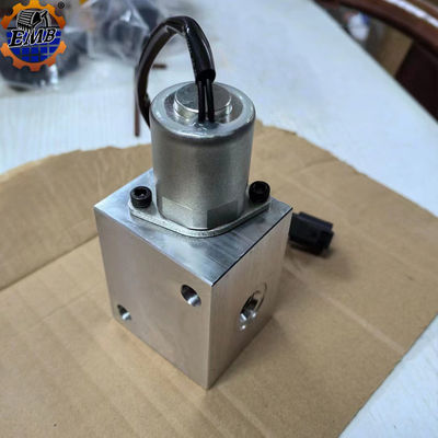 417-18-31111 Caricatori a ruote WA200-6 WA320-6 Valvola solenoide 4171831111
